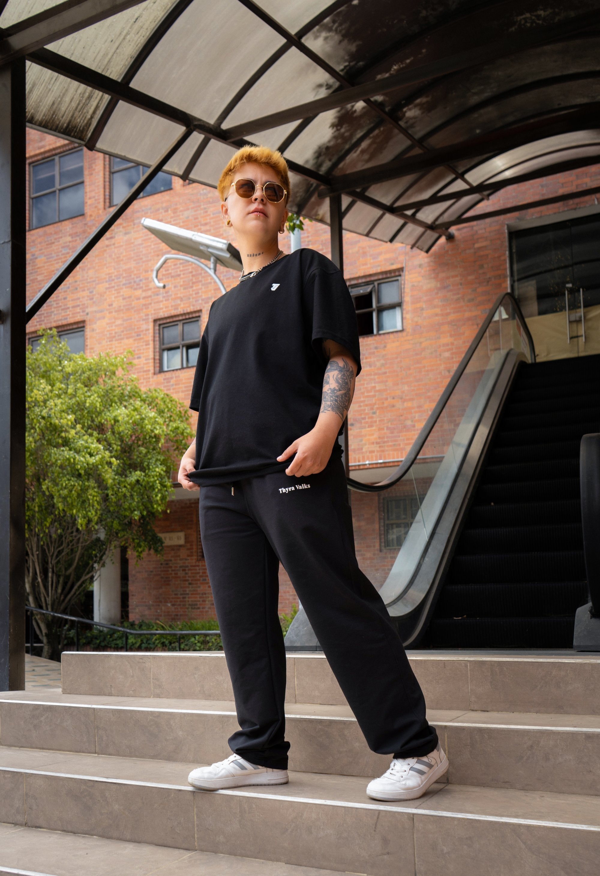 Jogger Unisex Negro Comfy Fit